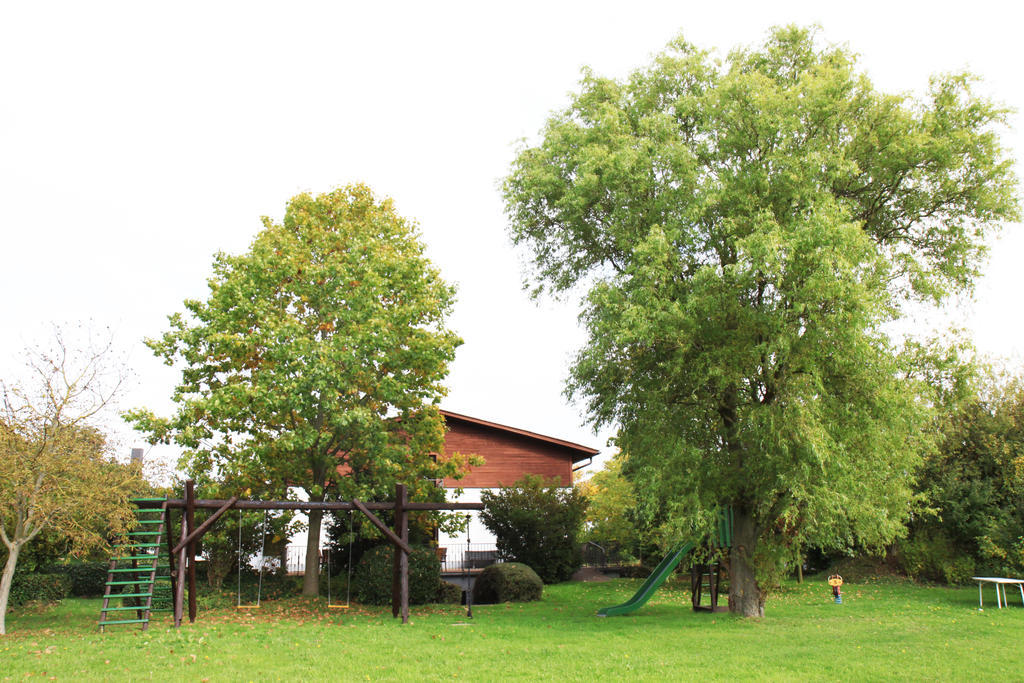 Fruehstueckspension Christinenhof Dreieich Ngoại thất bức ảnh